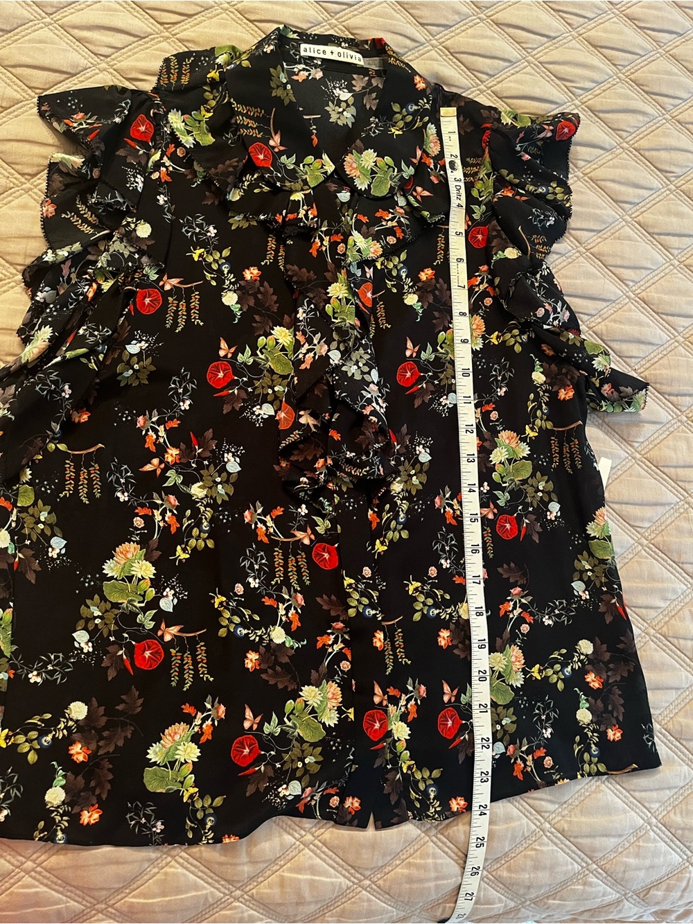Alice + Olivia Twisting Vines Floral Ruffle Front Flutter Sleeve Sz M MSRP $295 - Picture 8 of 12